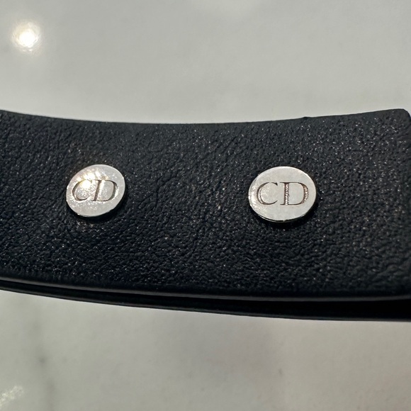 Christian Dior CD Diamond Logo Bracelet - Picture 4 of 6